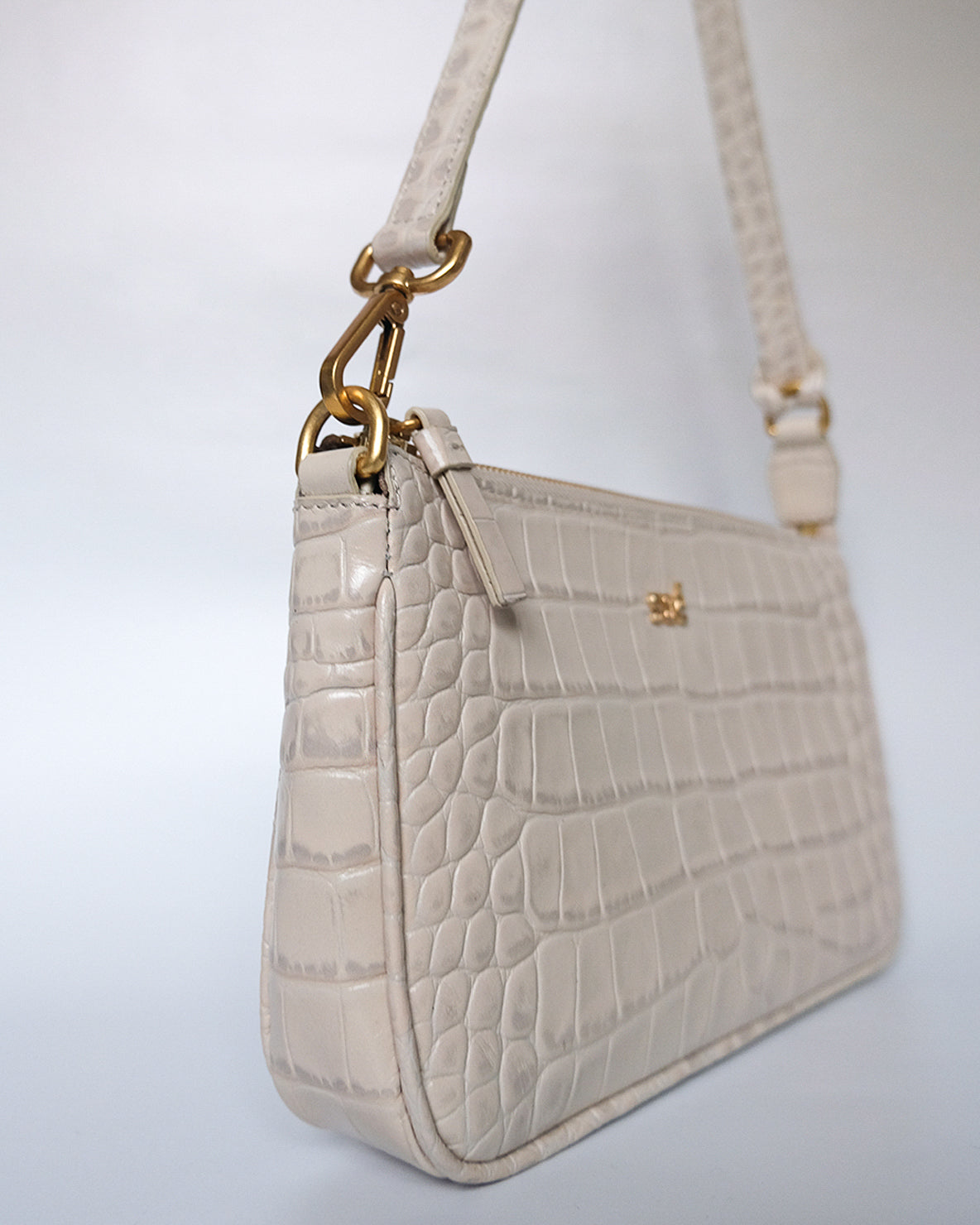Monet in Cream Puff White