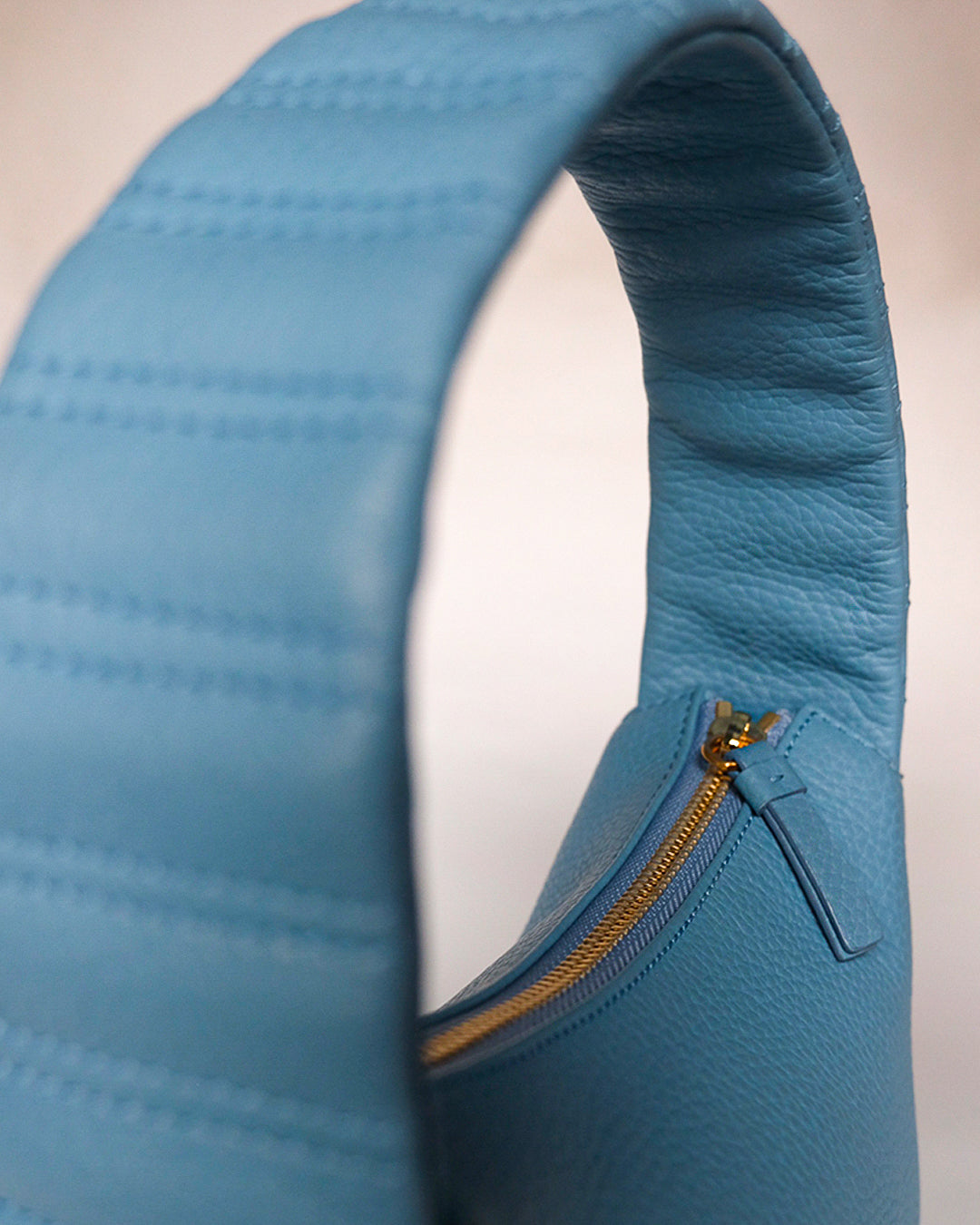 Curtana in Pansy Blue