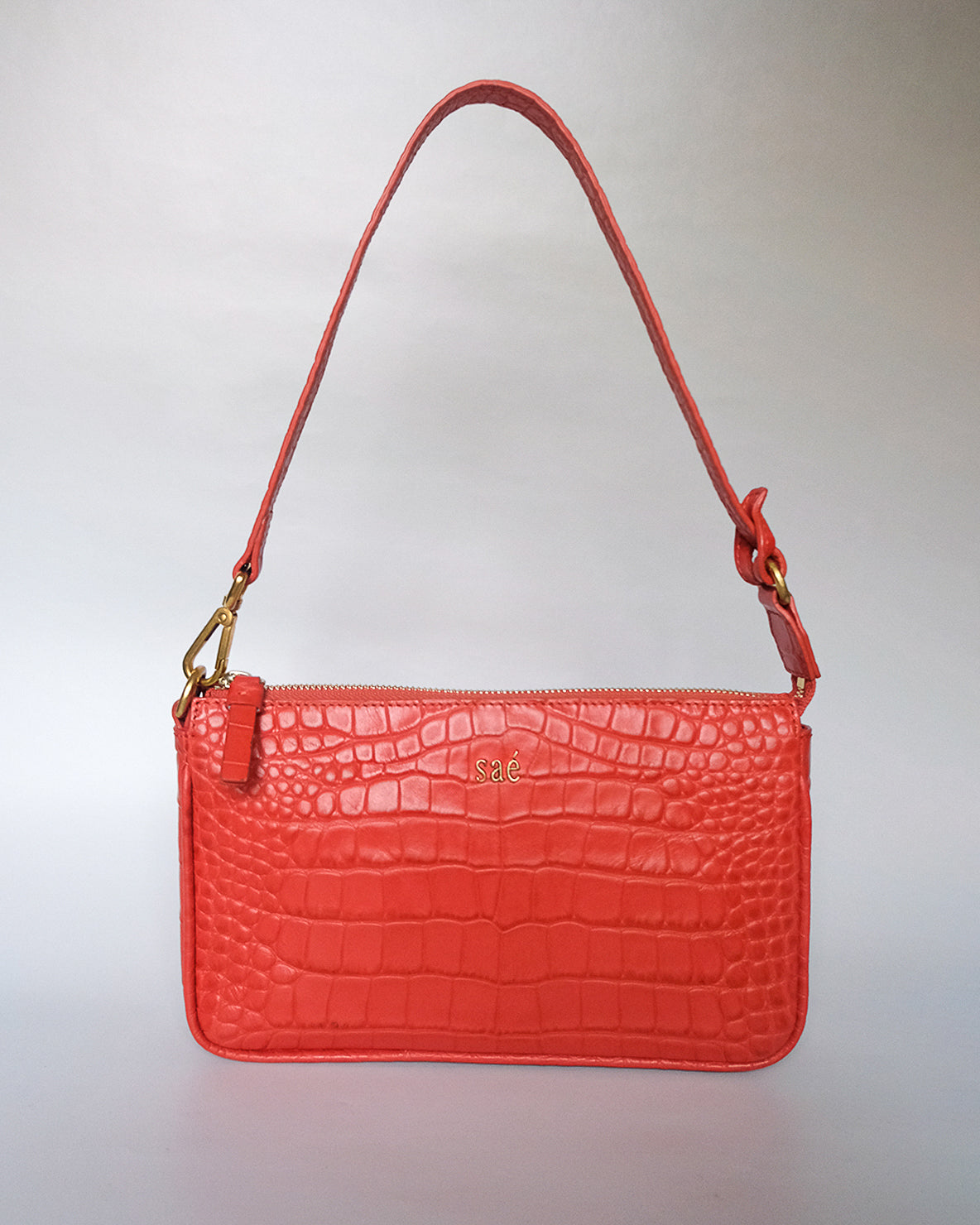 Monet in Daylight Red