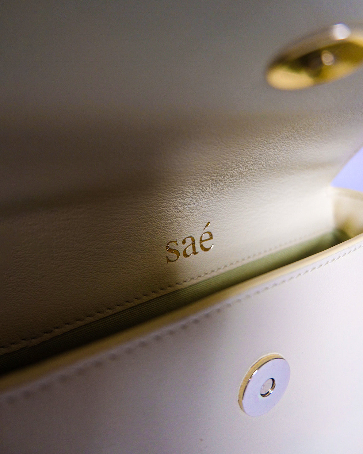 Harpe in Butter Yellow