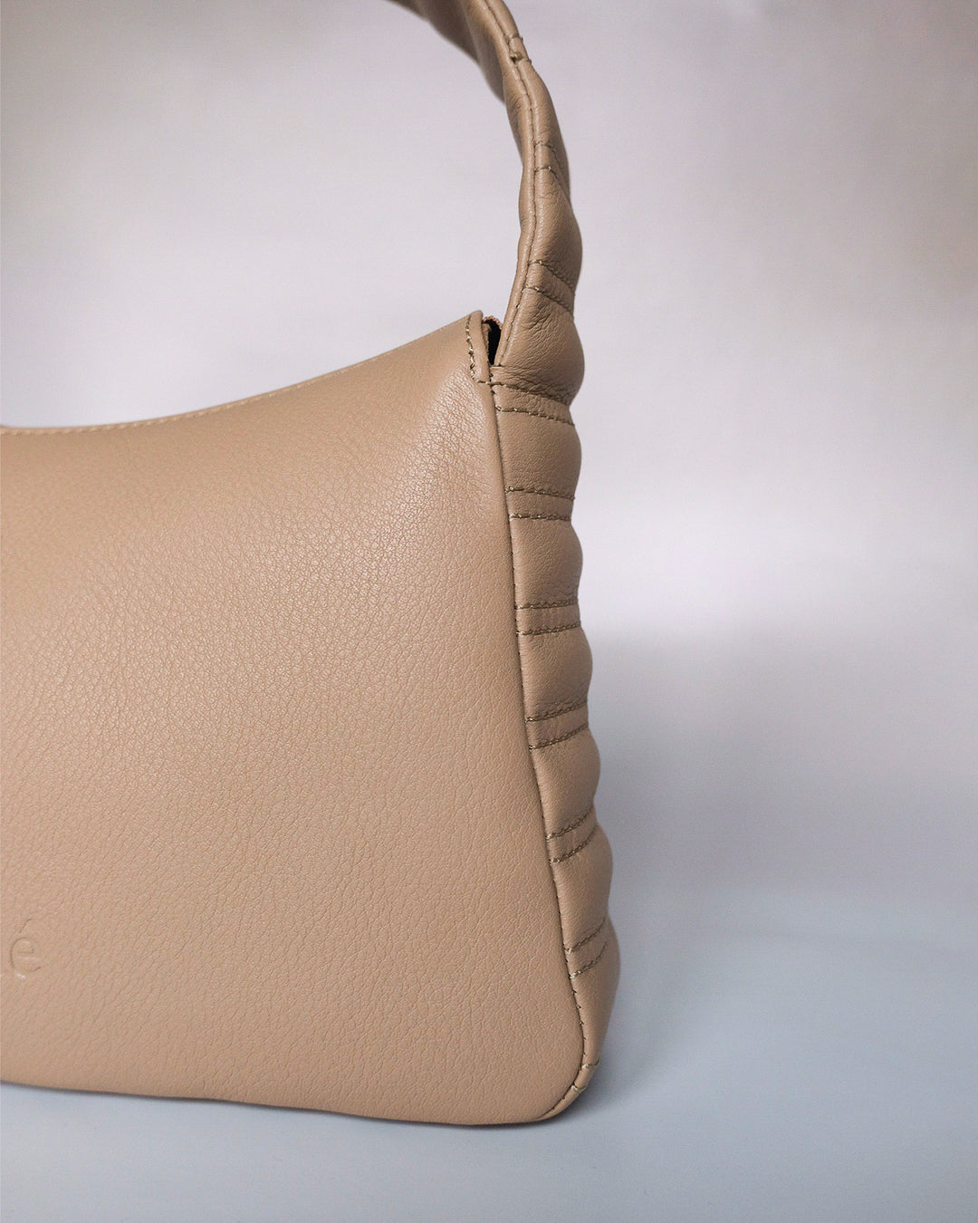 Curtana in Macaron Beige